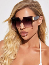 Load image into Gallery viewer, Lola Rimless Square Frame Sunglasses
