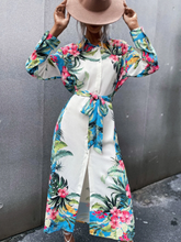 Load image into Gallery viewer, Oya Floral Print Button Front Split Hem Dress With Belt
