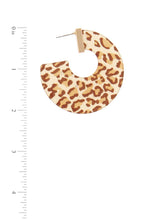 Load image into Gallery viewer, Designer Chic Earring
