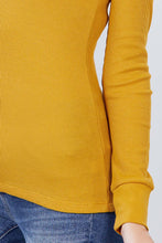 Load image into Gallery viewer, Thermal Crew Neck
