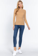 Load image into Gallery viewer, Thermal Crew Neck
